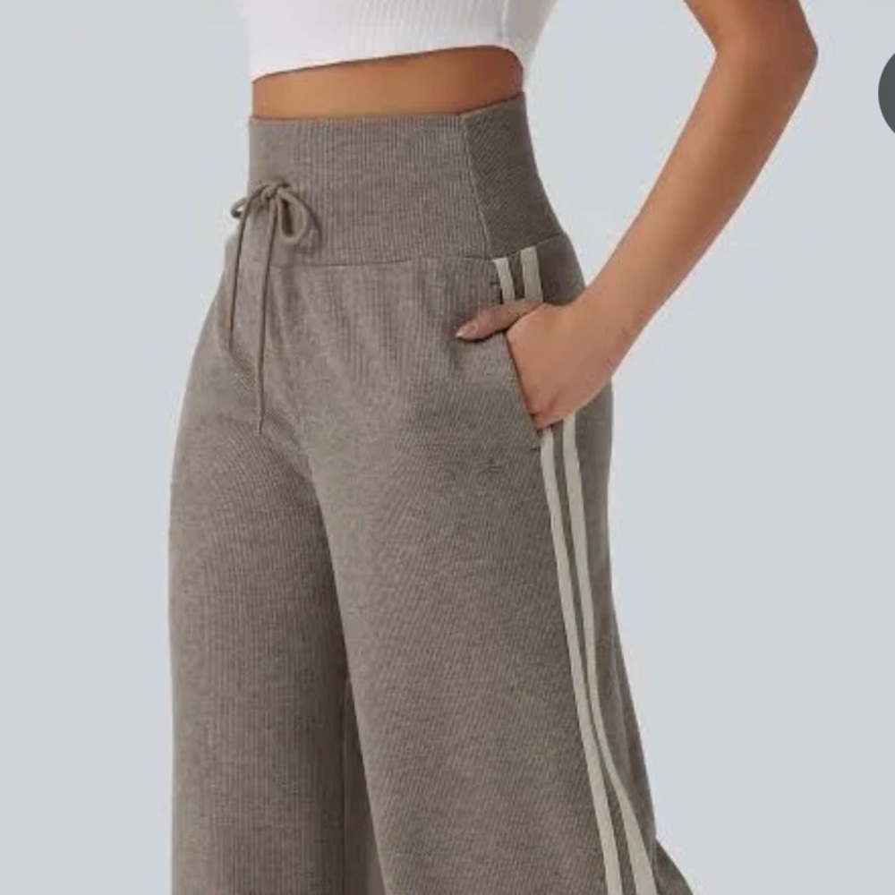 Halara Ribbed SoCinched High Waisted Tummy Control Wide Leg Pants with Pockets